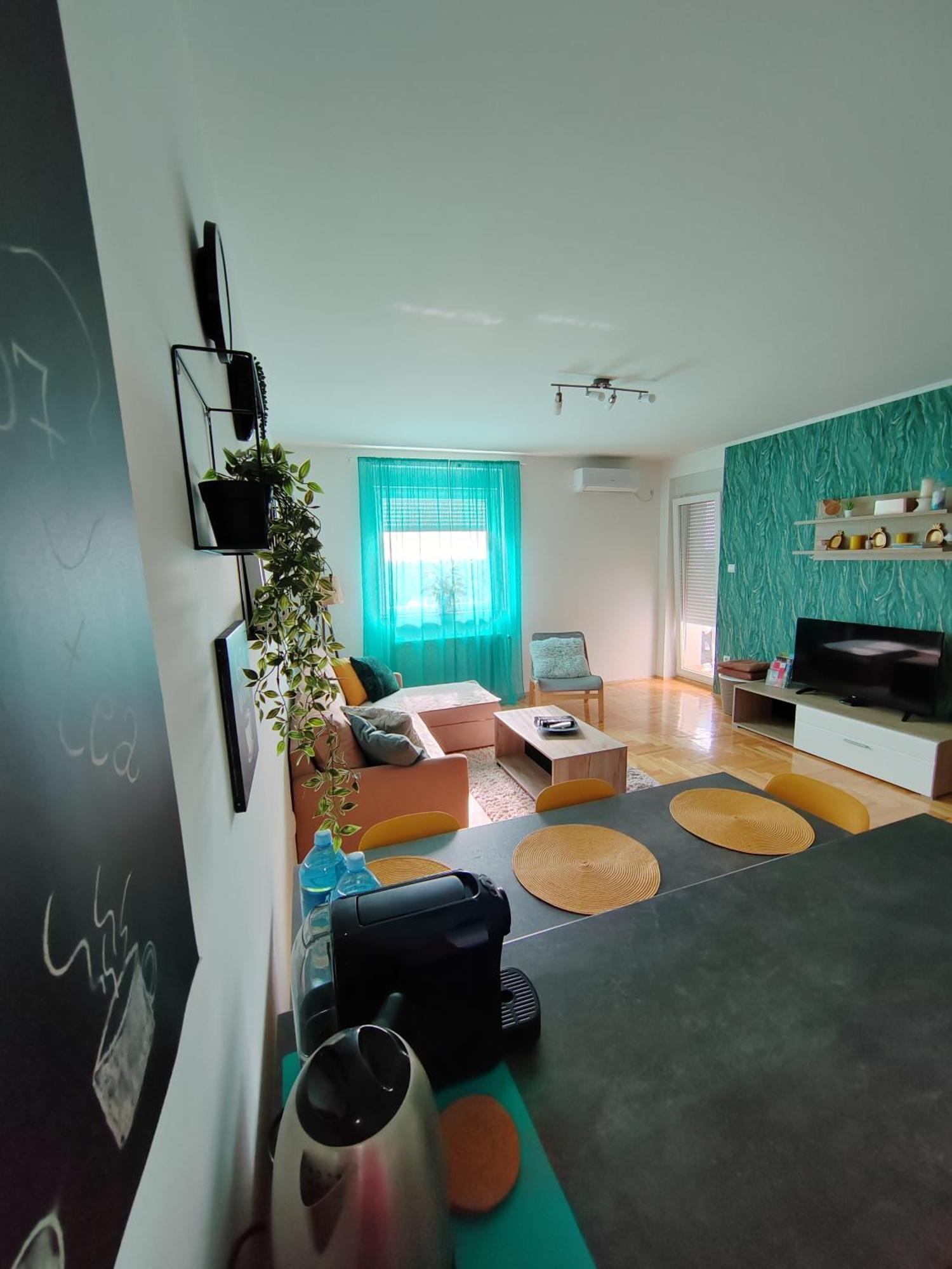 Krstic_Lux Apartman Суботица Экстерьер фото