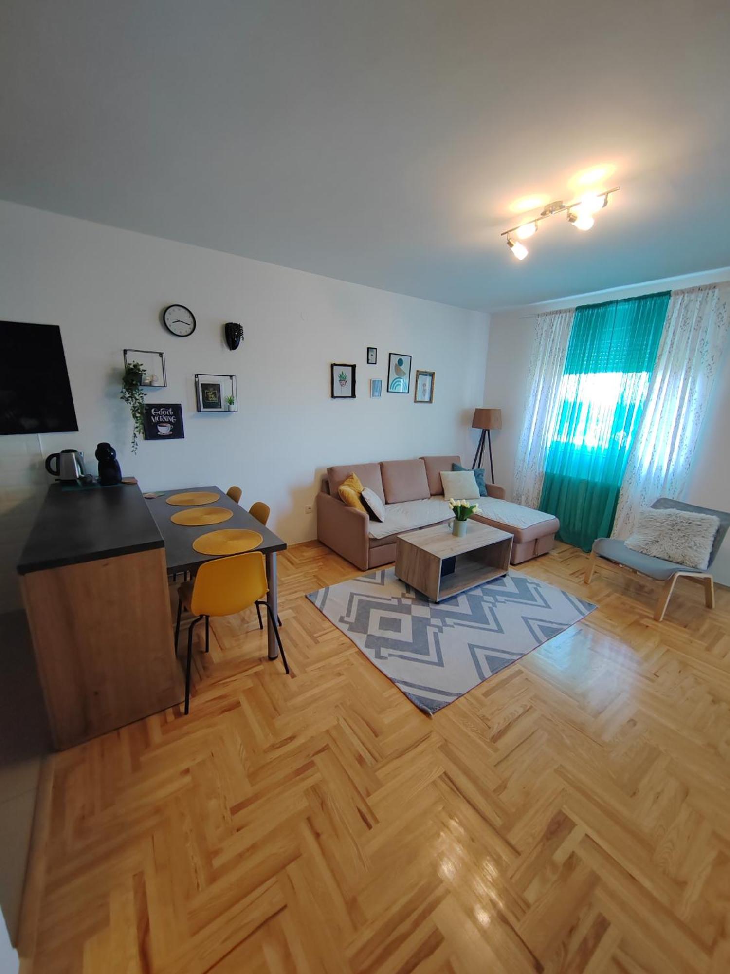 Krstic_Lux Apartman Суботица Экстерьер фото